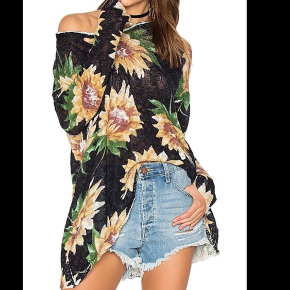 Show Me Your Mumu Overtop Sweater- in Sunflower Dreams Knit - Picture 2 of 16